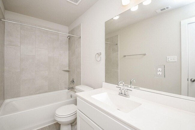 Building Photo - 21631 Coral Mist Dr