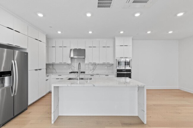 Building Photo - 3020 Boyter Pl