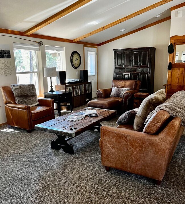 Building Photo - 56022 Sandpiper Rd