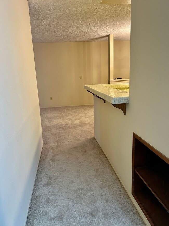 Building Photo - 2609 Pico Pl