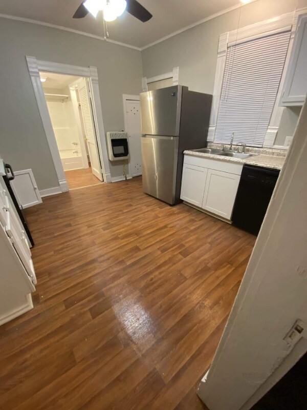 Building Photo - 928 Greenwood Ave