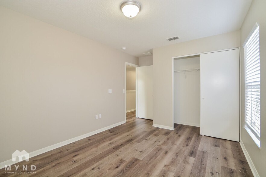 Building Photo - 2943 Lyndscape St