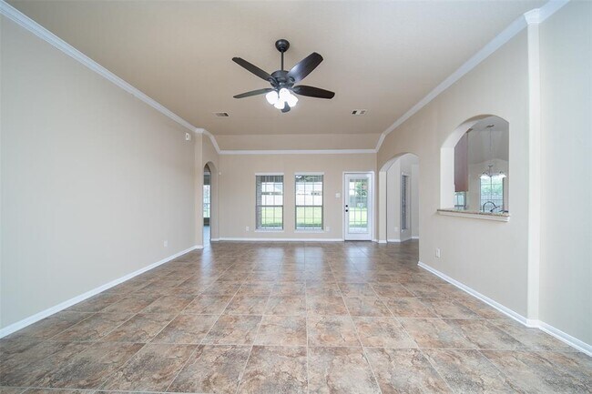 Building Photo - 2024 Silverwater Ct