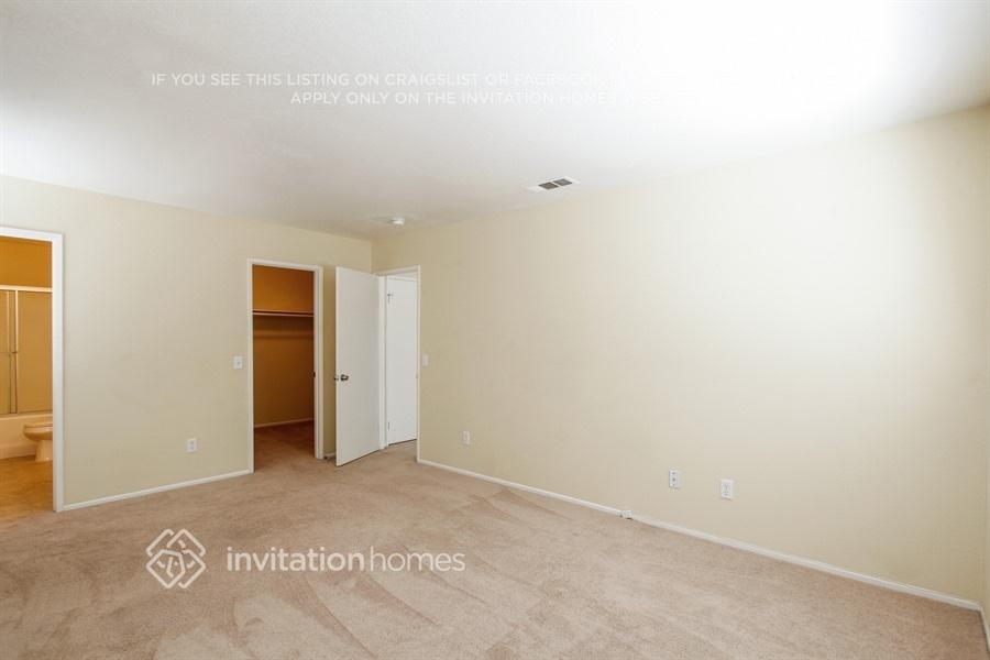 Building Photo - 6202 W Avenue J5