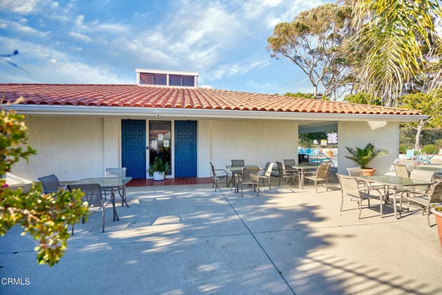 Building Photo - 886 Winding Way Dr