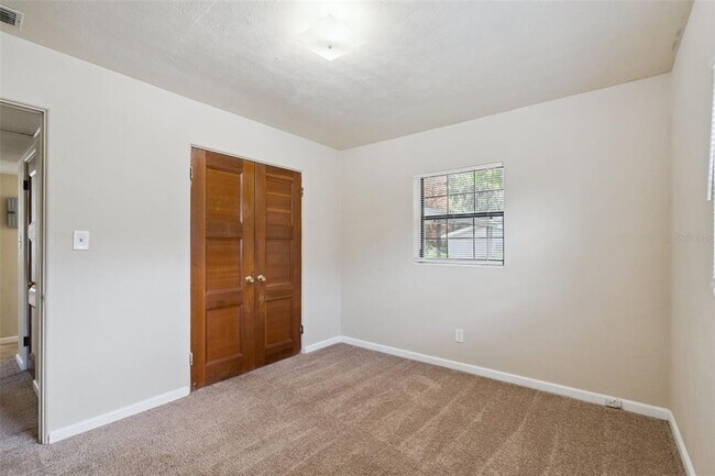 Building Photo - 2028 Albert Lee Pkwy