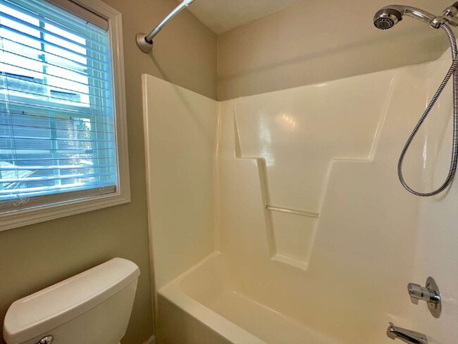 Building Photo - 3-Bed, 2-Bath Nest With Bonus Room In Faye...