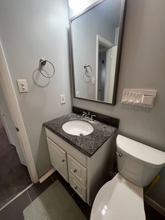 Building Photo - For Rent – 3 Bedroom, 1.5 Bath Home