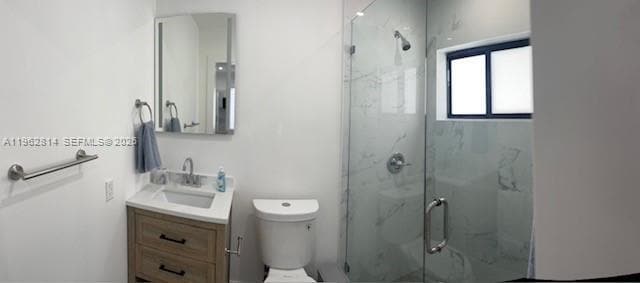 Building Photo - 910 SW 8th Ave