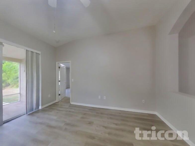 Building Photo - 31137 Chatterly Dr