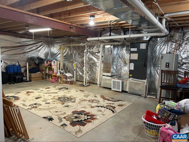 Building Photo - 96 Oland St