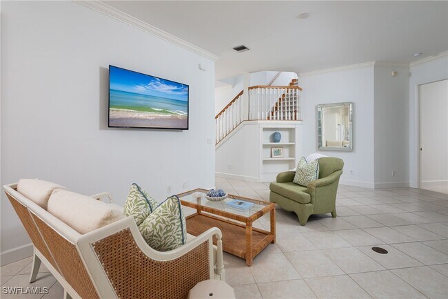 Building Photo - 155 1st Ave S