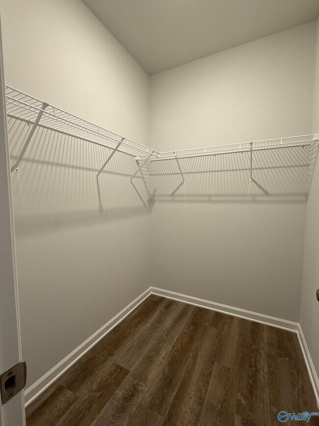 Building Photo - 102 Ranna Dr