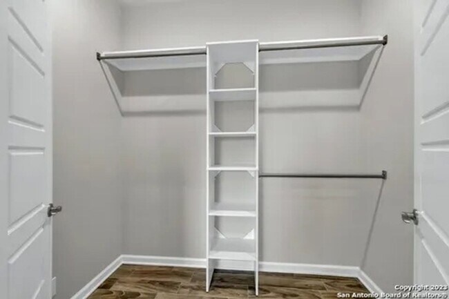 Building Photo - Charming 3BR House in Spring Branch