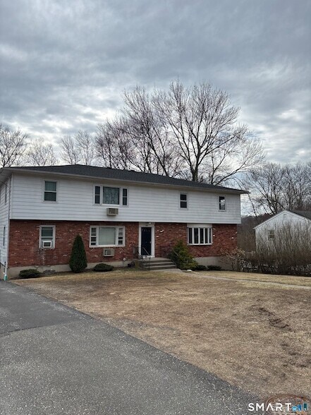 Building Photo - 220 French St