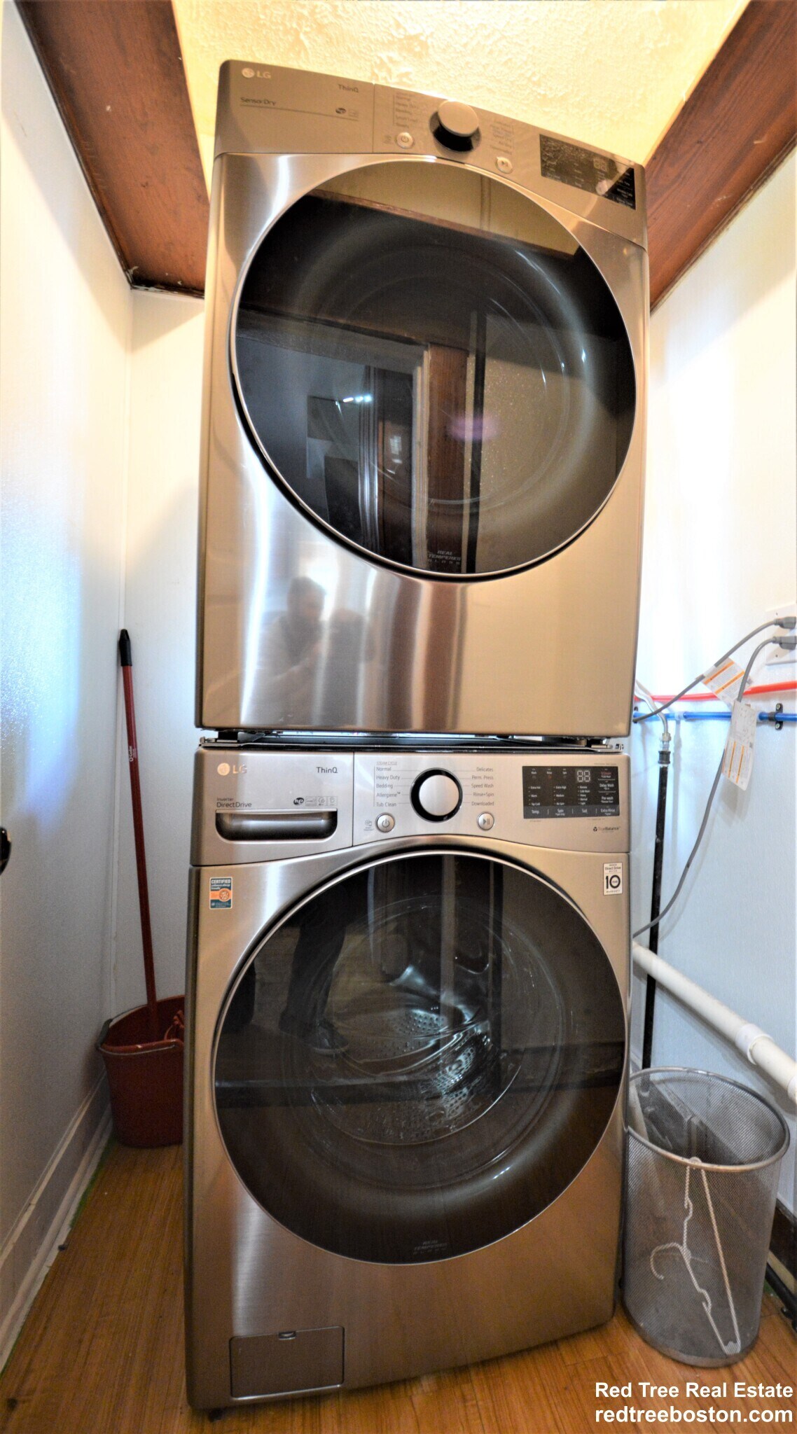 Building Photo - 82 Montebello Rd