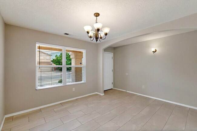 Building Photo - 5323 Ridge Rock Ave NW
