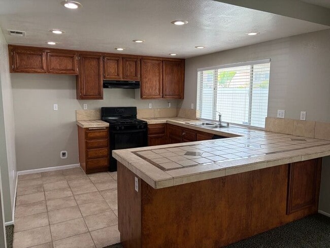 Building Photo - 30311 Silver Ridge Ct