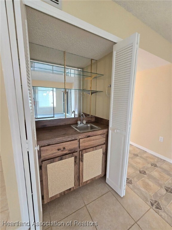 Building Photo - 2830 N Lake Damon Rd