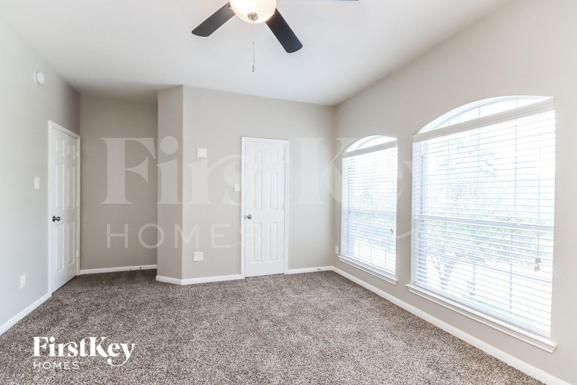 Building Photo - 1002 Alp Springs Ln