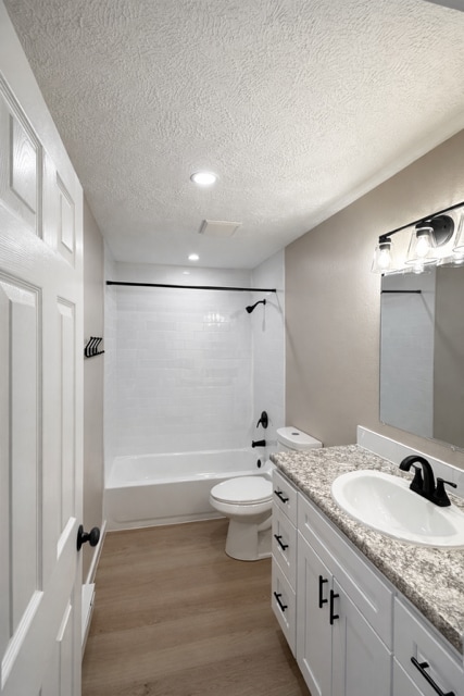 Building Photo - 4403 S Donald Ct