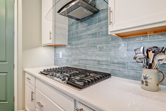 Building Photo - 10349 E Tumbleweed Ave