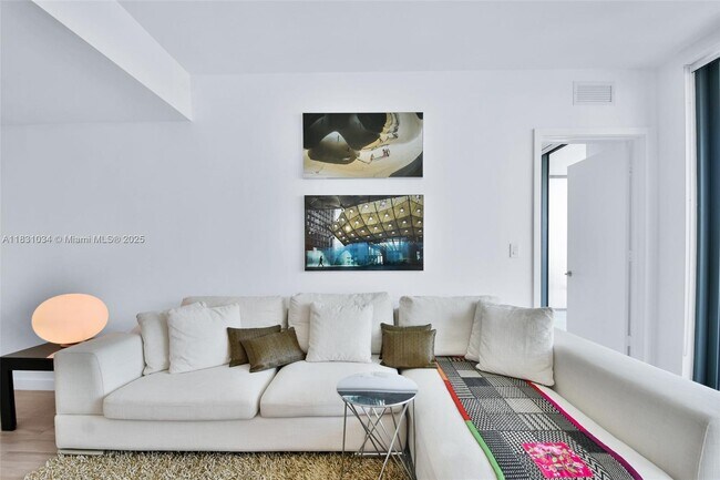 Building Photo - 1300 S Miami Ave