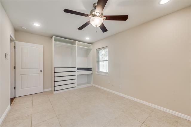 Building Photo - 8611 Hanford Dr