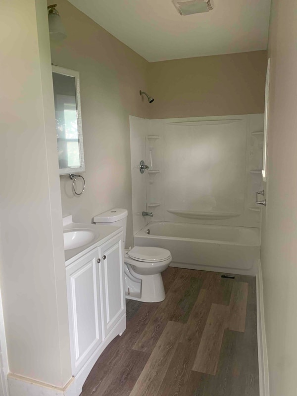 Building Photo - 618 Park Ave