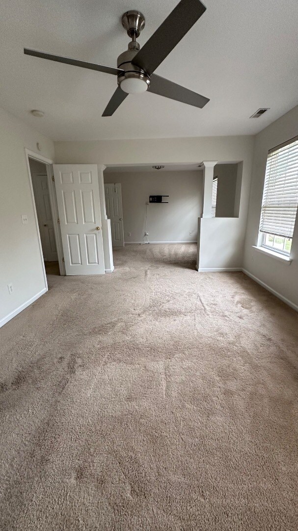 Building Photo - 7718 Abigail Glen Dr