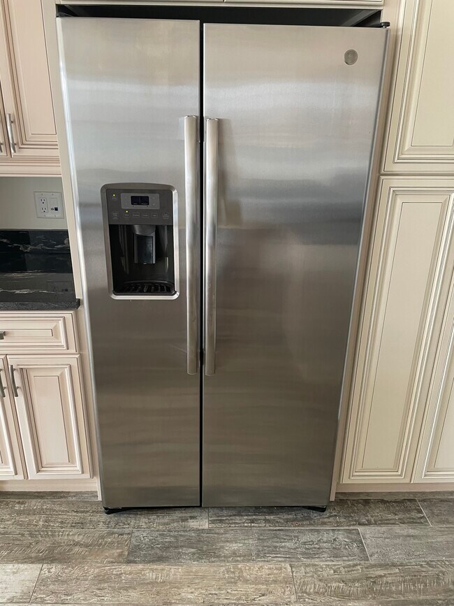 Building Photo - 228 Adams Pointe Blvd