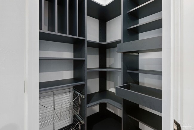 Building Photo - 5761 Danbury Blvd