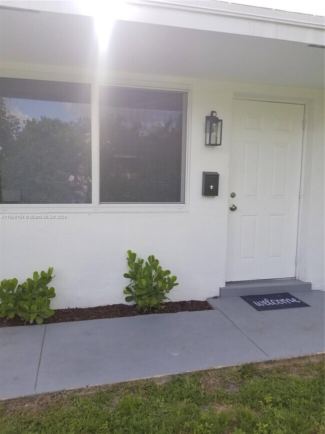 Building Photo - 5641 NW 15th St