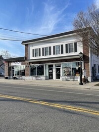 Building Photo - 510 Montauk Hwy