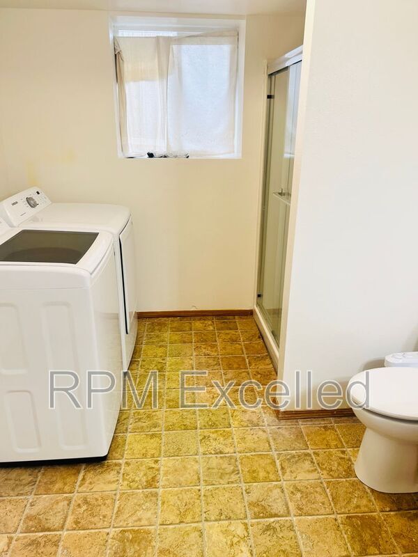 Building Photo - 31092 119th Ave SE