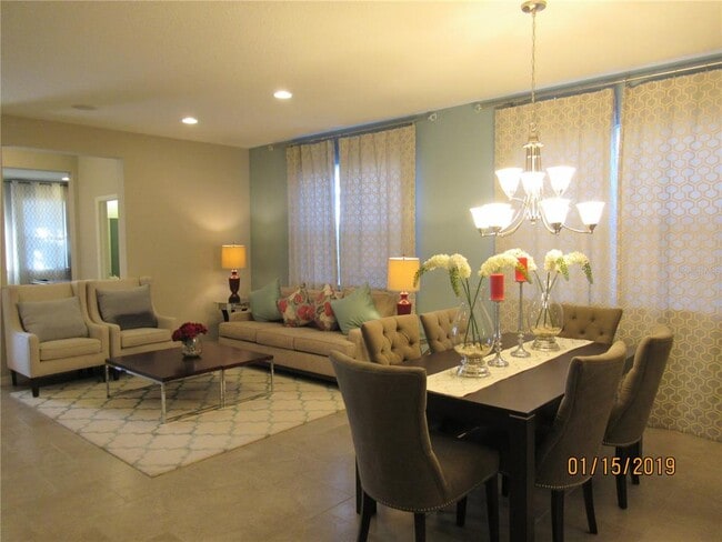 Building Photo - 8067 Pond Apple Dr