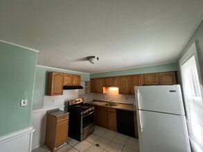 Building Photo - 40 Hurd St