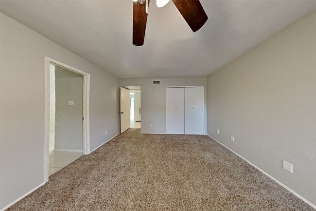 Building Photo - 5211 Girnigoe Dr