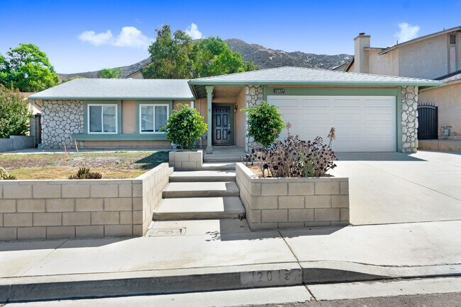 Primary Photo - Single-Story 3 Bedroom (+1 Bonus Room and ...