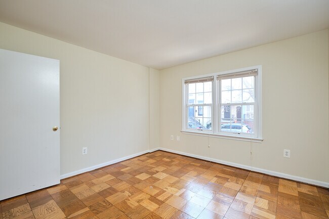 Building Photo - 1607 Corcoran St NW