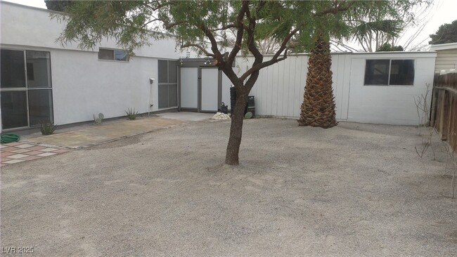 Building Photo - 3124 Burnham Ave