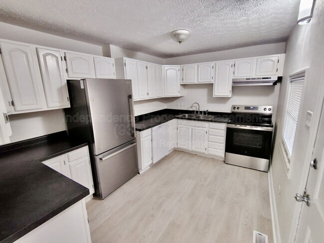 Building Photo - 4402 Pine Brook Ct