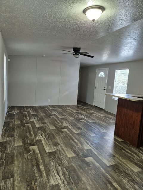 Building Photo - 503 De Resine Carre St