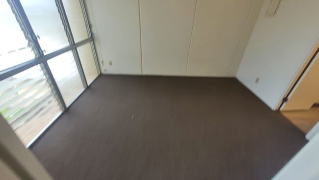 Building Photo - Newly Upgraded Spacious 1 Bedroom Apartment in the Ridgecrest Complex.