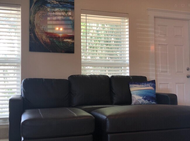 Building Photo - 4300 N Ocean Dr