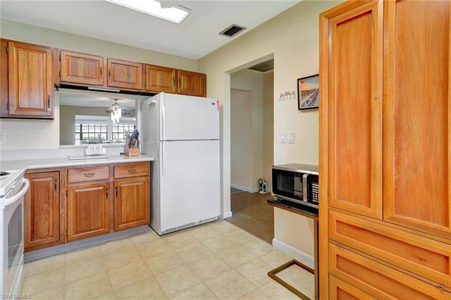 Building Photo - 1501 Palm Woode Dr
