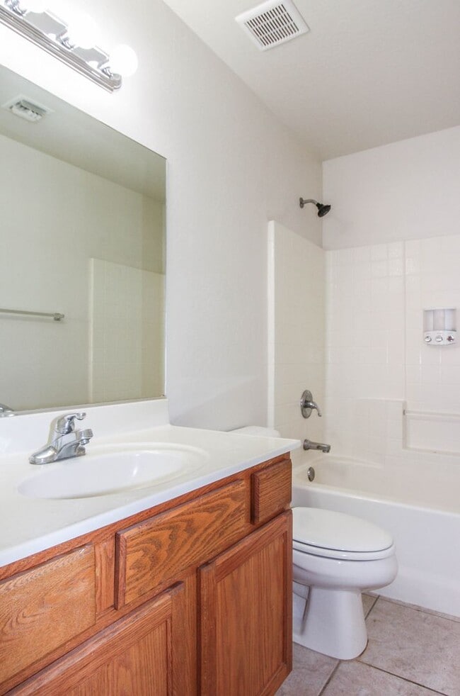 Building Photo - 3200 N Greg Dr