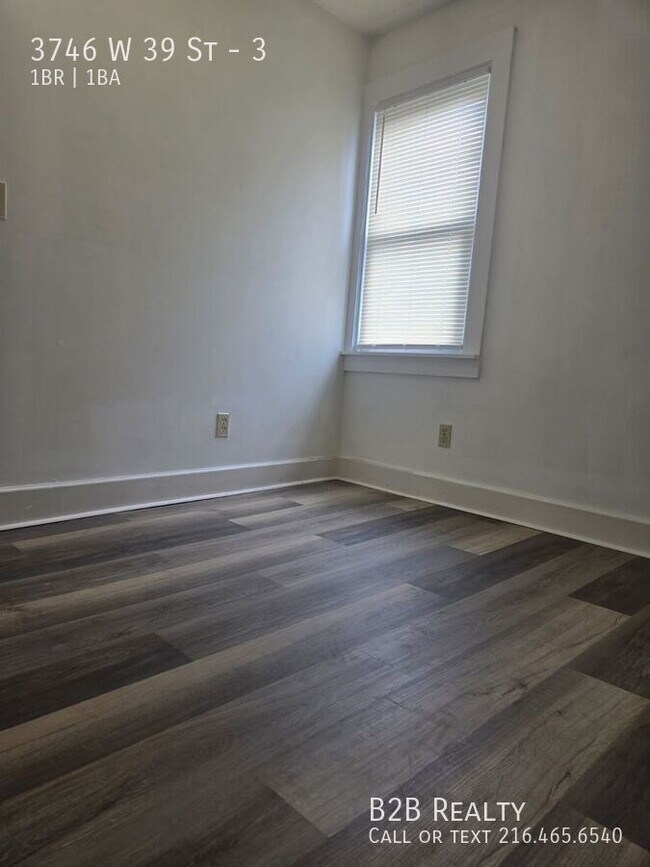 Building Photo - 3746 W 39th St
