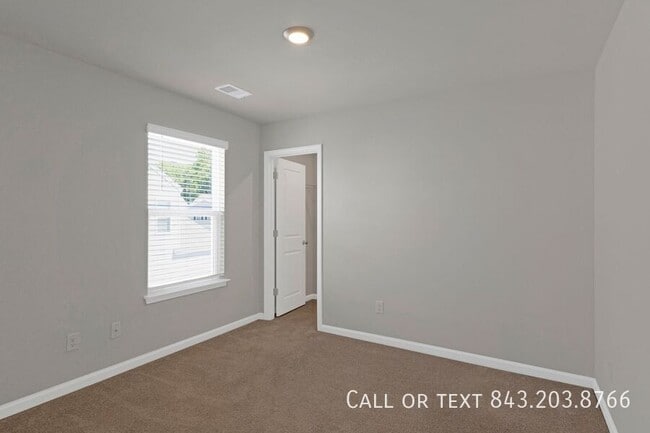 Building Photo - 148 Lagoona Dr