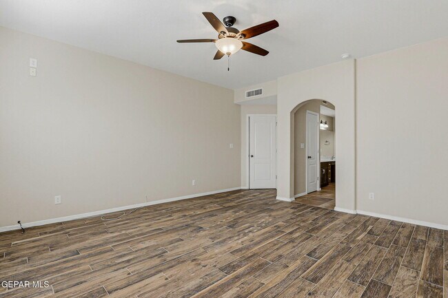 Building Photo - 6398 Franklin Summit Drive